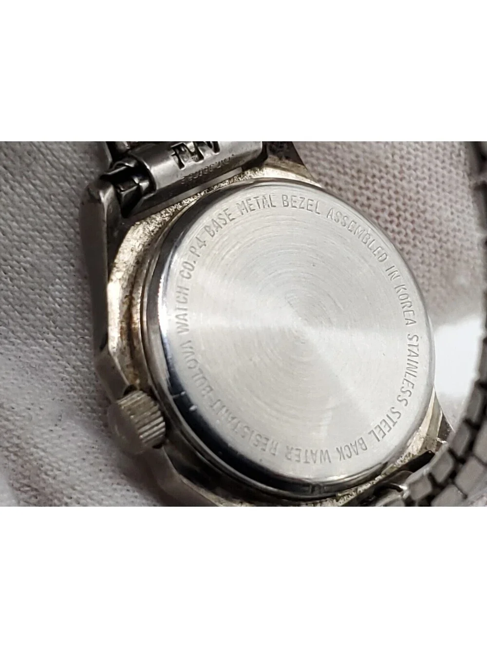 Vintage Bulova P4 Quarts Womens 22mm Watch New Battery White Dial Octagon Case